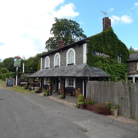 Отель The Ivy House Chalfont St Giles Экстерьер фото