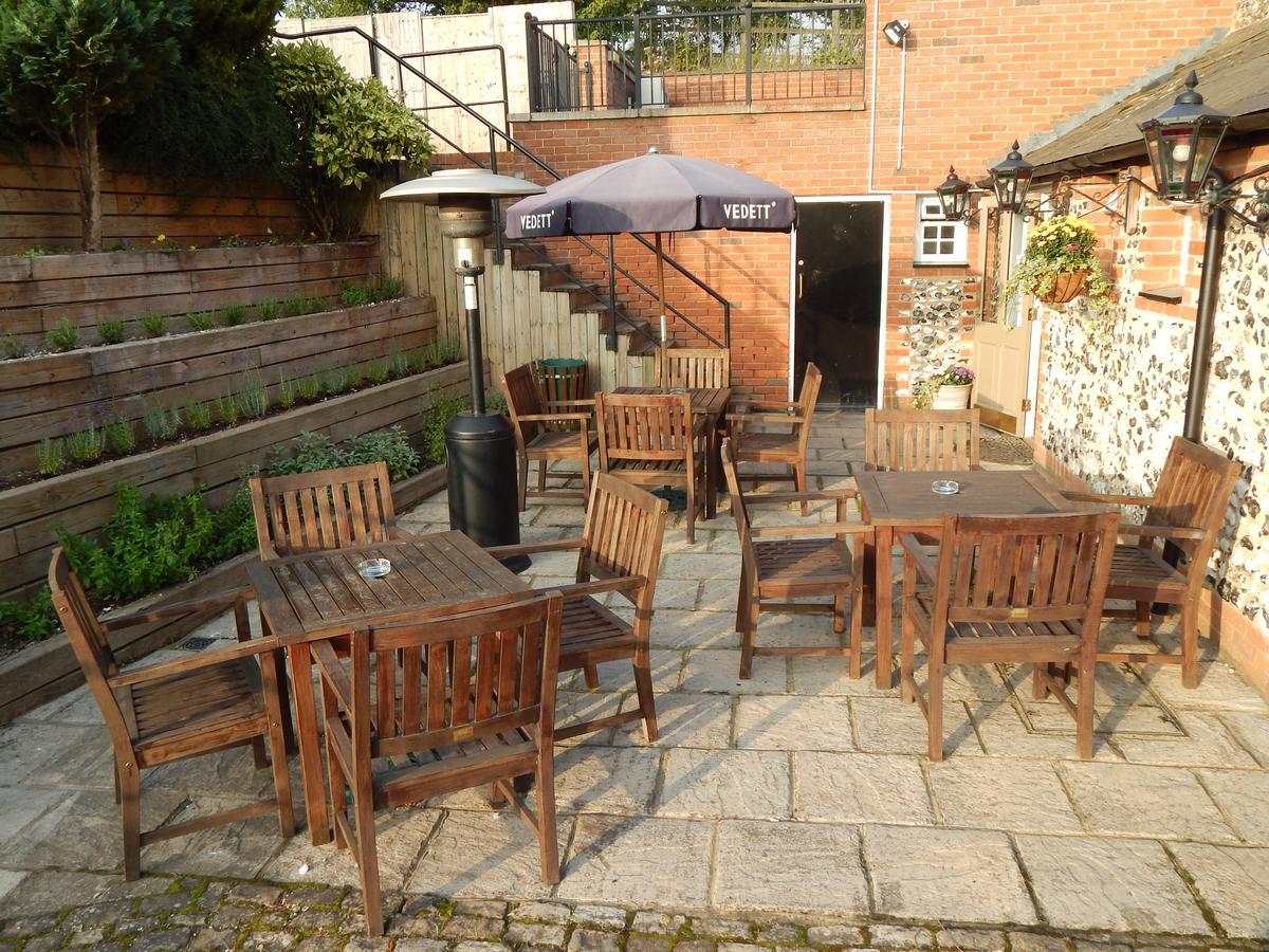 Отель The Ivy House Chalfont St Giles Экстерьер фото