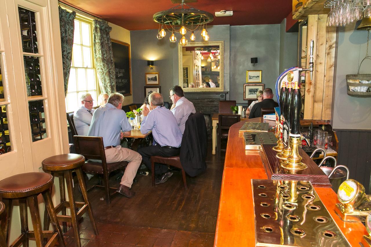 Отель The Ivy House Chalfont St Giles Экстерьер фото